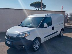 Bianco Usata 2016 Fiat Doblò Monovolume | 10.500 € (Molto cara)