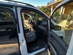 Bianco Usata 2004 Mercedes Viano Monovolume | 14.900 € (Molto cara)