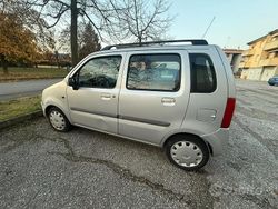Grigio Usata 2005 Opel Agila Due volumi | 500 €
