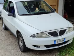 Usata 2002 Lancia Ypsilon Due volumi | 1800 € (Buon prezzo)