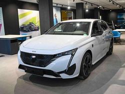 Bianco Nuova 2025 Peugeot e-308 GT Due volumi | 33.700 € (Ottimo prezzo)