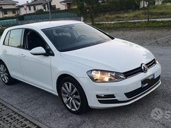 Bianco Usata 2015 VW Golf VII Tre volumi | 12.600 € (Buon prezzo)