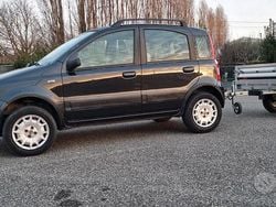Nero Usata 2004 Fiat Panda 4x4 Climbing Due volumi | 5300 € (Buon prezzo)