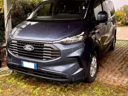 Blu/azzurro Usata 2024 Ford Transit Custom Titanium Station wagon | 48.000 € (Cara)