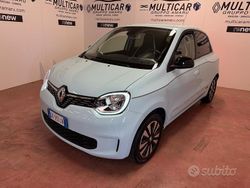 Blu Usata 2022 Renault Twingo Techno Due volumi | 12.900 € (Buon prezzo)