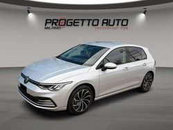 Argento Usata 2023 VW Golf Life Tre volumi | 21.950 € (Ottimo prezzo)