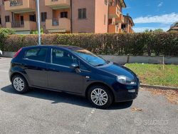 Blu Usata 2016 Fiat Punto Due volumi | 4900 € (Buon prezzo)