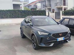 Blu/azzurro Usata 2023 Cupra Formentor SUV | 29.900 € (Molto cara)