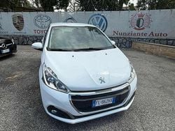 Bianco Usata 2017 Peugeot 208 Allure Due volumi | 7600 € (Ottimo prezzo)