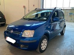 Blu Usata 2010 Fiat Panda Due volumi | 4999 € (Cara)
