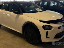 Bianco Nuova 2025 Lancia Ypsilon Due volumi | 21.990 €