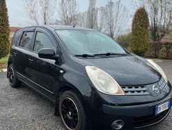 Nero Usata 2008 Nissan Note Monovolume | 2000 €