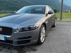 Grigio Usata 2015 Jaguar XE Tre volumi | 8000 € (Super prezzo)