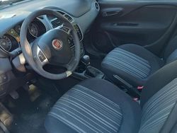 Usata 2011 Fiat Punto Due volumi | 2500 € (Ottimo prezzo)