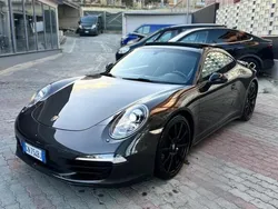 Porsche 911 Carrera 4
