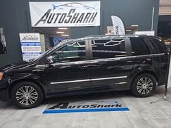 Nero Usata 2015 Lancia Voyager S Monovolume | 9900 € (Buon prezzo)