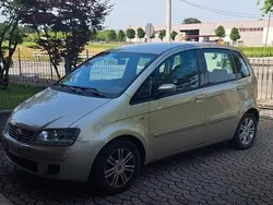 Usata 2009 Fiat Idea Monovolume | 4500 € (Cara)