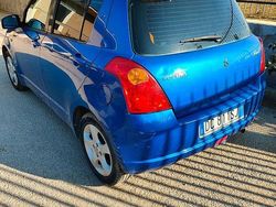 Blu Usata 2005 Suzuki Swift Tre volumi | 1500 € (Buon prezzo)