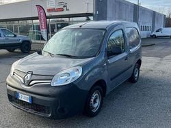 Gray Usata 2017 Renault Kangoo Due volumi | 7900 € (Buon prezzo)