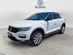 Pure white nero Usata 2019 VW T-Roc Style SUV | 18.500 € (Buon prezzo)