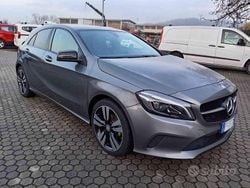 Grigio Usata 2016 Mercedes A180 Premium Tre volumi | 9400 € (Super prezzo)