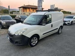 Bianco Usata 2015 Opel Combo Furgone | 6900 € (Buon prezzo)