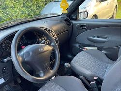 Usata 2002 Ford Fiesta Due volumi | 1500 € (Buon prezzo)