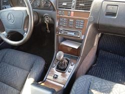 Argento Usata 1994 Mercedes C200 Elegance Tre volumi | 3500 €