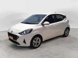 Bianco Usata 2023 Hyundai i10 Due volumi | 13.500 € (Buon prezzo)