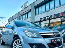 Grigio Usata 2007 Opel Astra Enjoy Tre volumi | 3500 € (Cara)