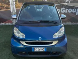 Blu/azzurro Usata 2010 Smart ForTwo Coupé Due volumi | 3700 € (Ottimo prezzo)