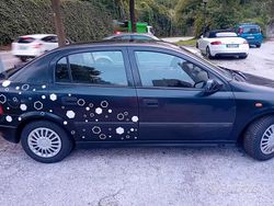 Nero Usata 1997 Opel Astra Tre volumi | 2500 €