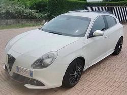 Bianco Usata 2010 Alfa Romeo Giulietta Quadrifoglio Verde Tre volumi | 9000 € (Ottimo prezzo)