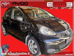 Nero Usata 2010 Toyota Aygo Due volumi | 4990 € (Cara)