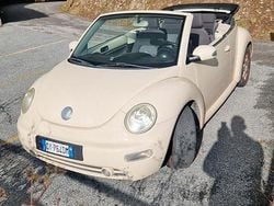 Giallo Usata 2006 VW Maggiolino Cabrio | 8000 €