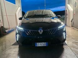 Nero Usata 2024 Renault Clio V Evolution Tre volumi | 12.000 € (Super prezzo)