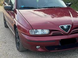 Usata 2000 Alfa Romeo 146 Due volumi | 1450 €