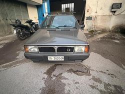 Grigio Usata 1989 Lancia Delta Due volumi | 3000 €