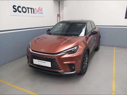 Sonic copper/black Usata 2024 Lexus LBX SUV | 32.900 € (Cara)