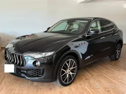 Nero Usata 2017 Maserati Levante SUV | 32.000 € (Buon prezzo)