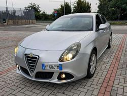 Argento Usata 2011 Alfa Romeo Giulietta Distinctive Tre volumi | 5500 €