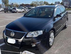 Nero Usata 2007 VW Passat Station wagon | 2300 € (Buon prezzo)