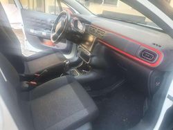 Bianco Usata 2017 Citroën C3 PureTech Due volumi | 6900 € (Buon prezzo)