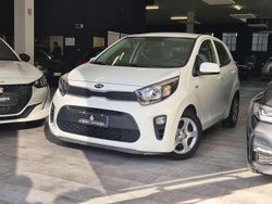 Bianco Usata 2017 Kia Picanto Active Due volumi | 7900 € (Ottimo prezzo)