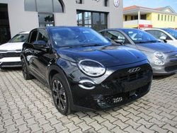 Nero Usata 2024 Fiat 600 La Prima SUV | 20.800 € (Buon prezzo)