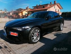 Nero Usata 2018 Alfa Romeo Giulia Super Tre volumi | 27.000 € (Molto cara)