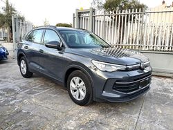 Grigio Usata 2024 VW Tiguan Life SUV | 34.900 € (Buon prezzo)