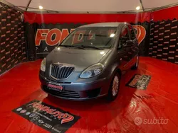 Grigio Usata 2012 Lancia Musa Platinum Monovolume | 3999 € (Buon prezzo)