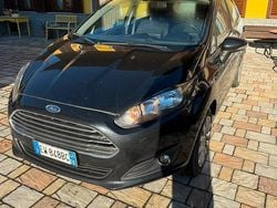 Nero Usata 2014 Ford Fiesta Tre volumi | 6300 € (Buon prezzo)