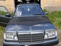 Usata 1993 Mercedes 250 | 5000 €